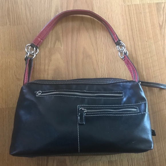 Meet your Posher, Jacque - Picture 2 of 3